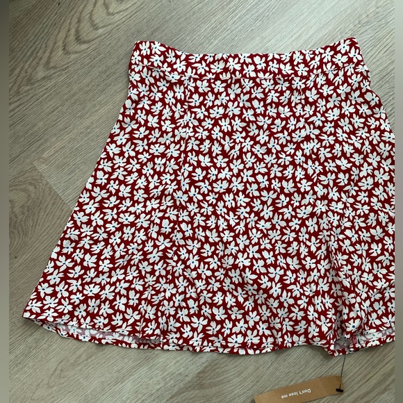 Reformation Flounce skirt in grenadine - Picture 2 of 3